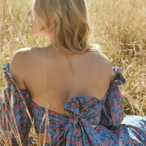 Casey Puff Sleeve Top with bow back and adjustable sleeves / shoulders. Like new